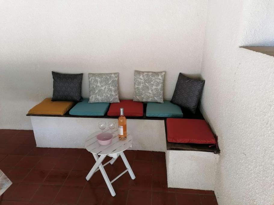 Studio Meyreuil-Terrasse-Au Calme En Campagne-Clim Kültér fotó